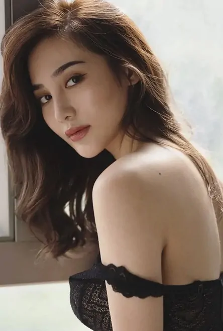 Ashina Kwok 郭奕芯, Chinese Actress