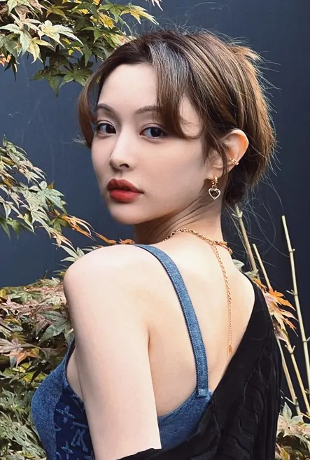 Cass Gai 盖玥希, Chinese Actress