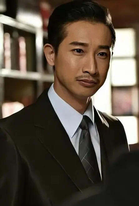 Darren Qiu 邱凱偉, Chinese Actor