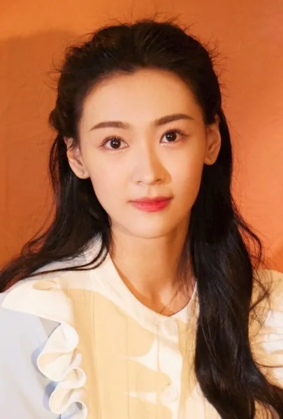 Ding Xiaoying 丁笑滢 Chinese Actress Photo