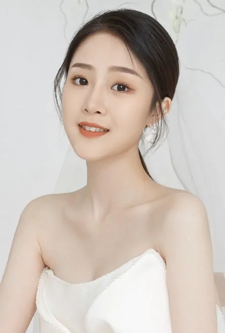 He Qianying 何倩影, Chinese Actress
