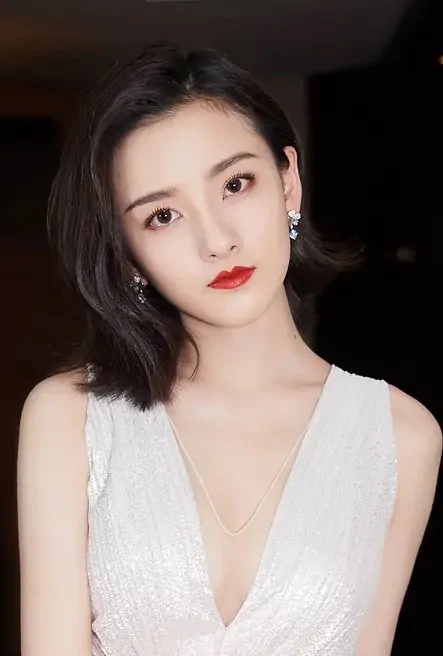 Lareina Song 宋祖儿 Chinese Actress