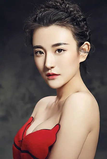 Mou Xing 牟星, Chinese Actress