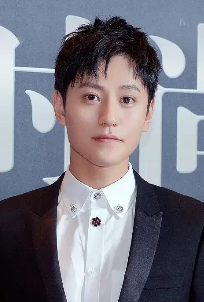 Qin Junjie 秦俊杰, Chinese Actor