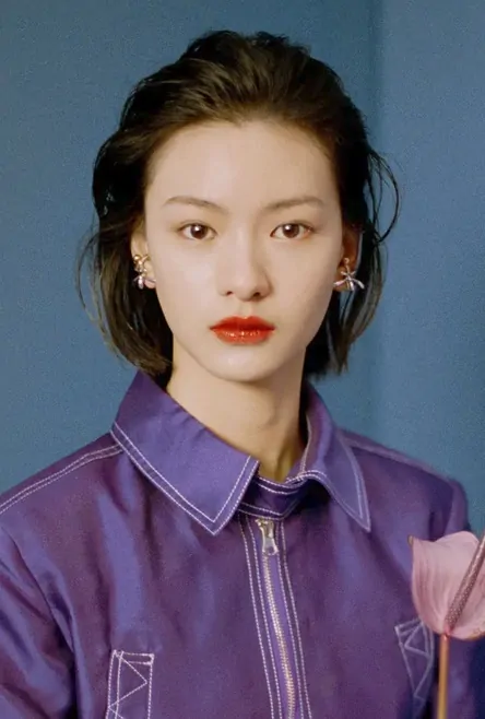 Qiu Tian 邱天 Chinese Actress Photo