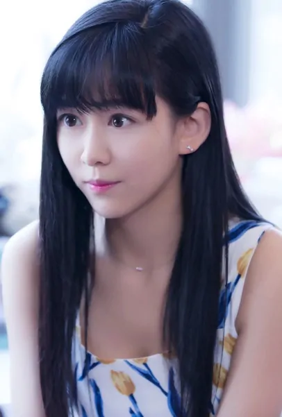 Seven Yang 杨安琪 Chinese Actress Photo