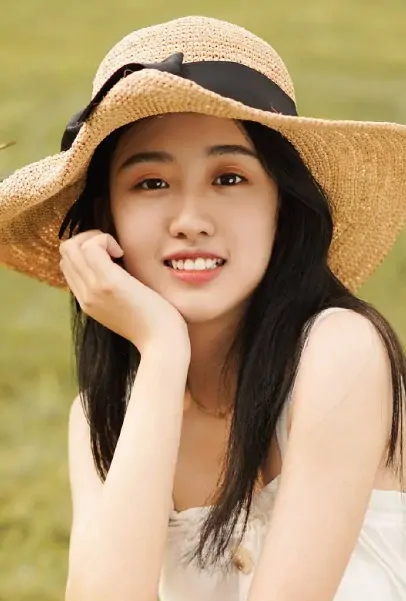 Yan Zhichao 严智超, Chinese Actress