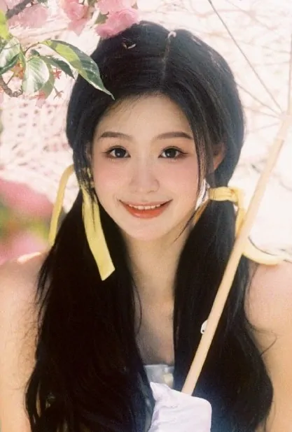 Yu Yin, 余茵, Chinese Actress Photo