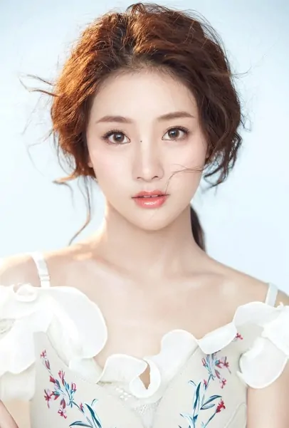 Zhu Lilan 朱丽岚 Chinese Actress Photo